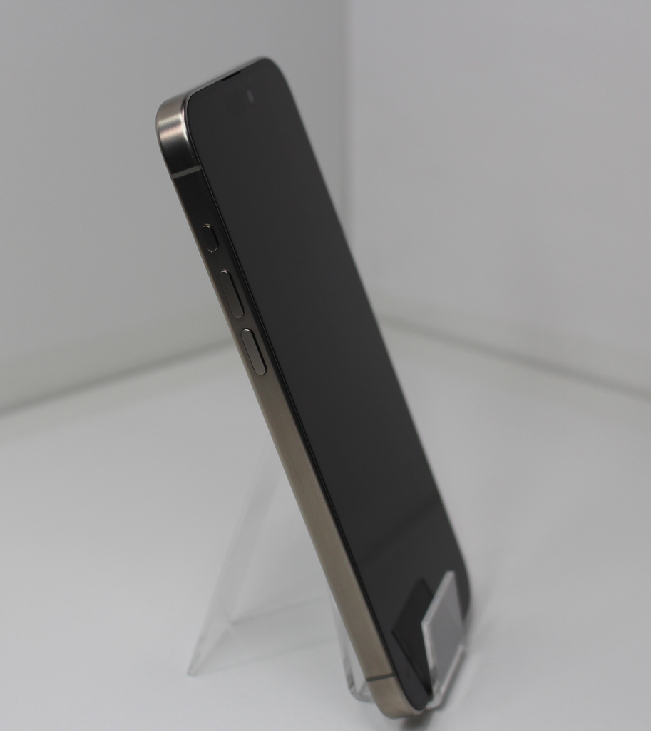iPhone 15 Pro Max 256GB (e sim) Natural Titanium б/у Акб 100%