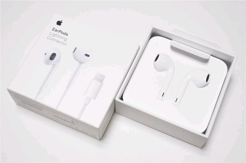 Навушники EarPods with Lightning Connector A+ quality