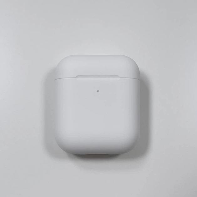 Silicone Case Slim with Carbine for AirPods 2 luminescent_white