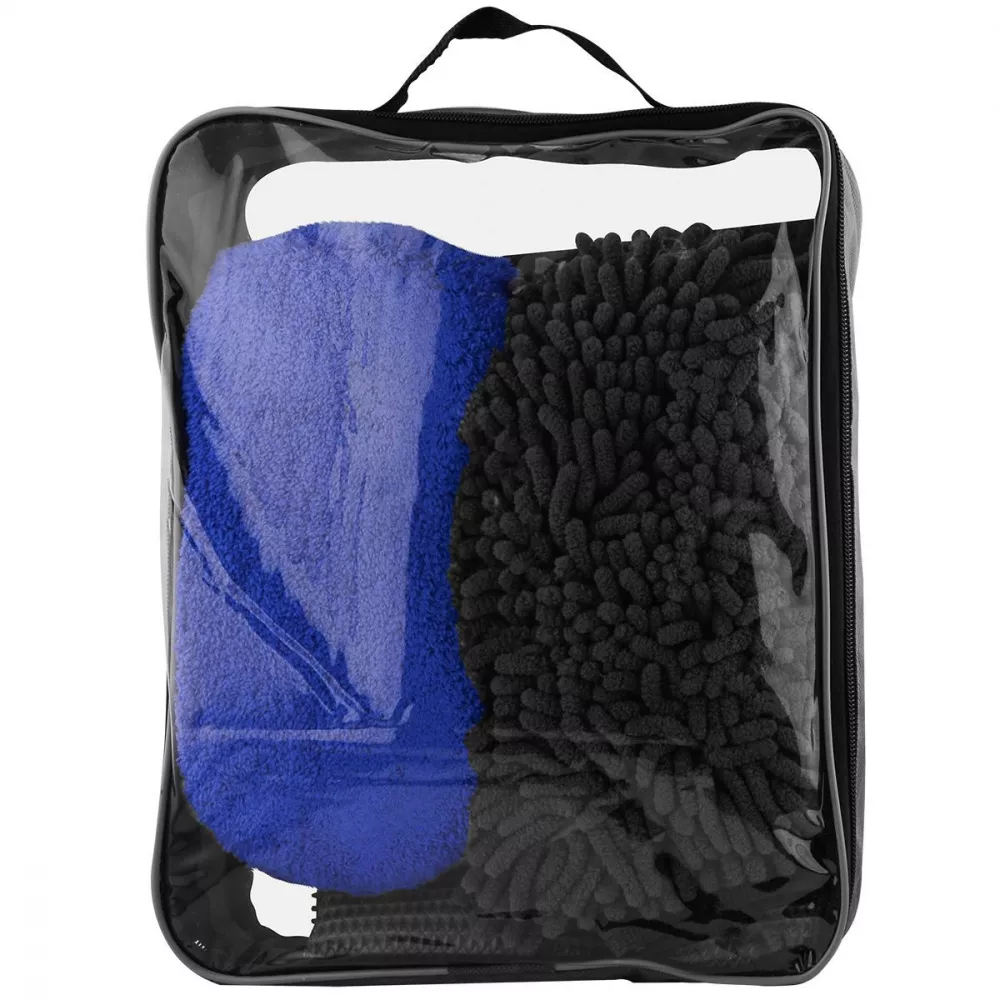 A car care set of 6 items